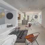 Valdora - Luxury With Heated Pool *