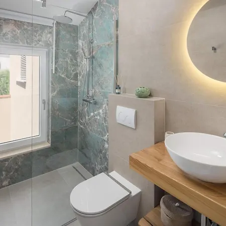 Valdora Luxury With Pool * Novigrad Istria
