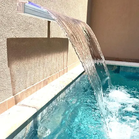 ヴィラ Valdora Luxury With Pool Novigrad Istria