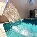 Valdora - Luxury With Heated Pool Novigrad Istria