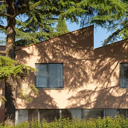 Villa Valdora - Luxury With Heated Pool *