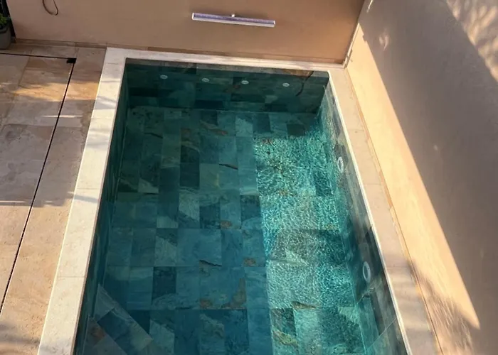 빌라 Valdora - Luxury With Heated Pool